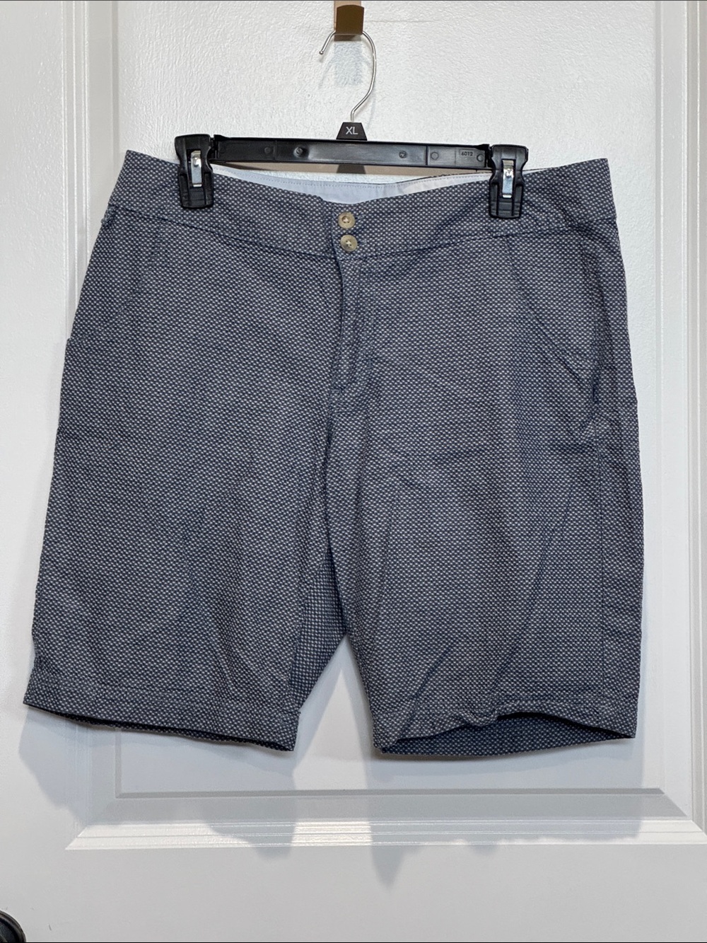 Columbia Women's Navy Micro-Pattern Bermuda Shorts